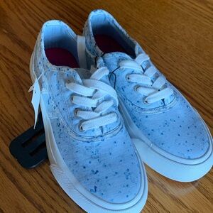 NWT BLOWFISH SHELBY -K sneakers